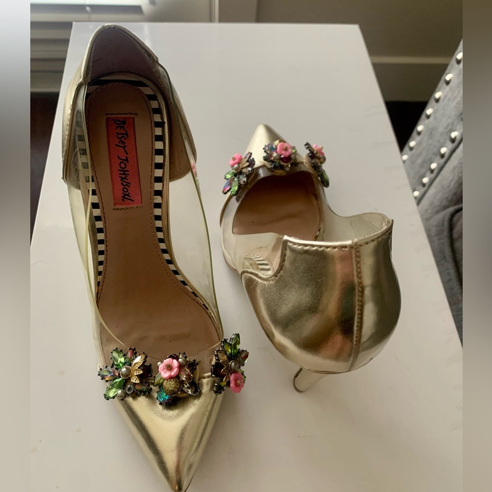 Betsey Johnson Heels size 7.5